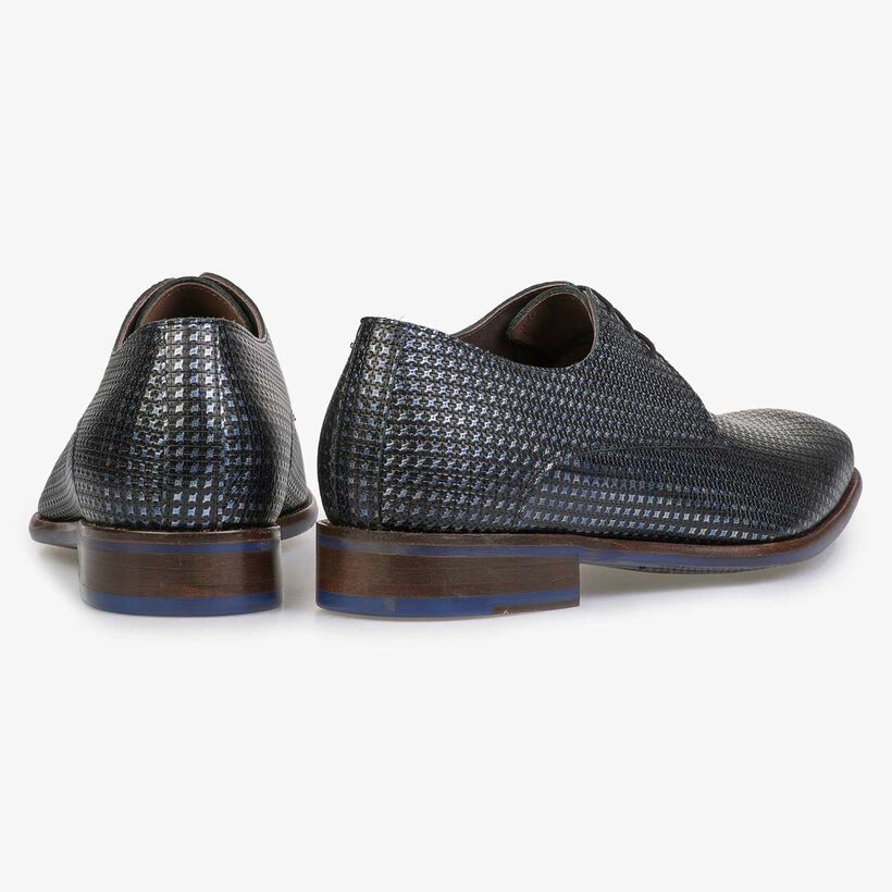 Blue leather lace shoe with metallic design
