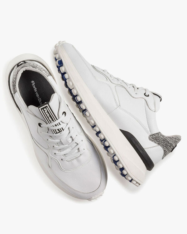 Witte kalfsleren sneaker met structuur