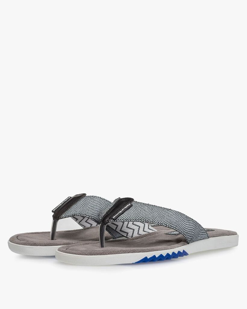 Slipper su&egrave;de wit