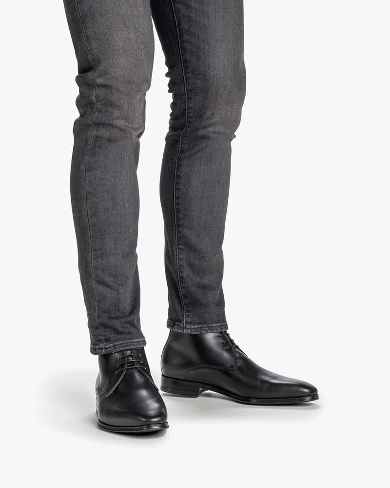 Veterboot kalfsleer zwart