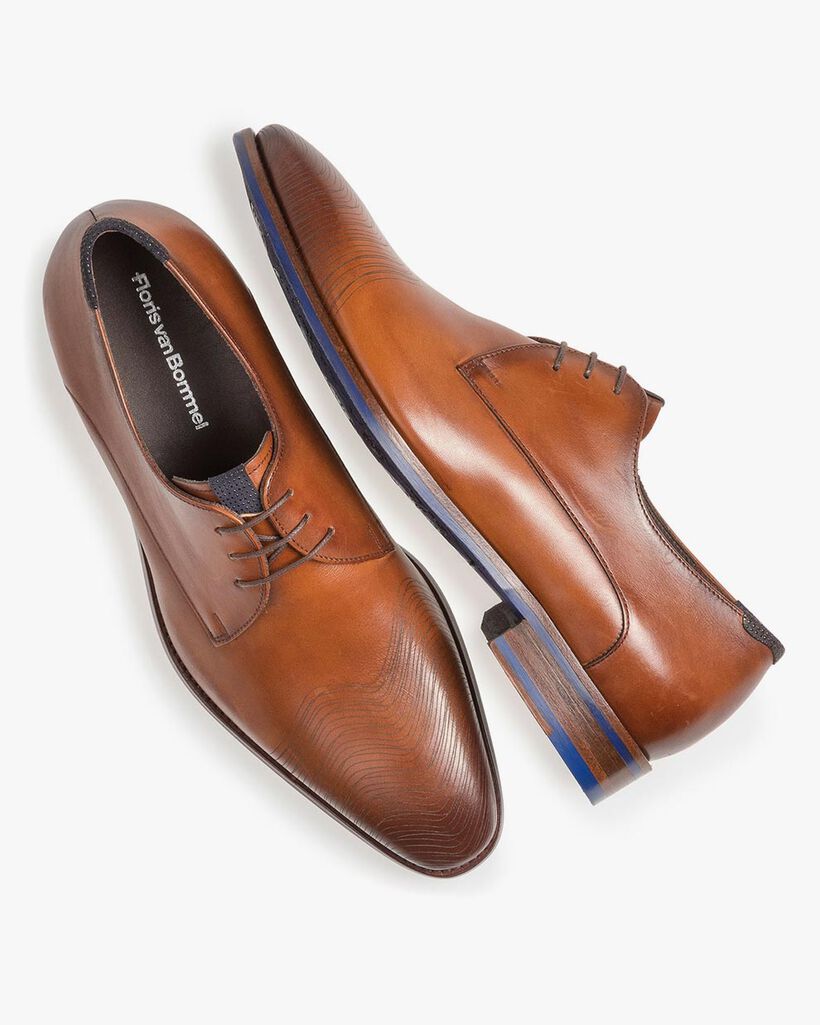 Kalfsleren veterschoen donker cognac