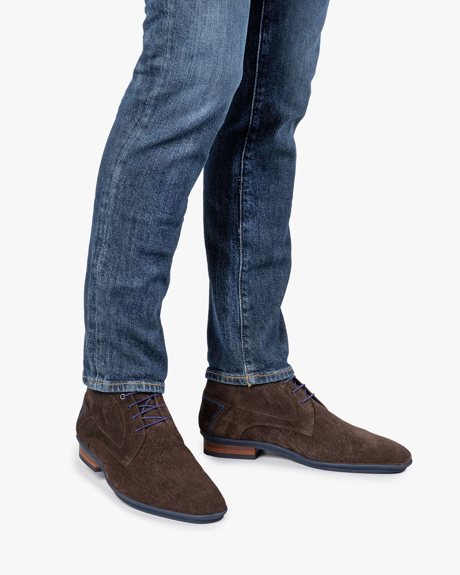 Van Bommel Harig suede sneaker grijs wit online kopen.