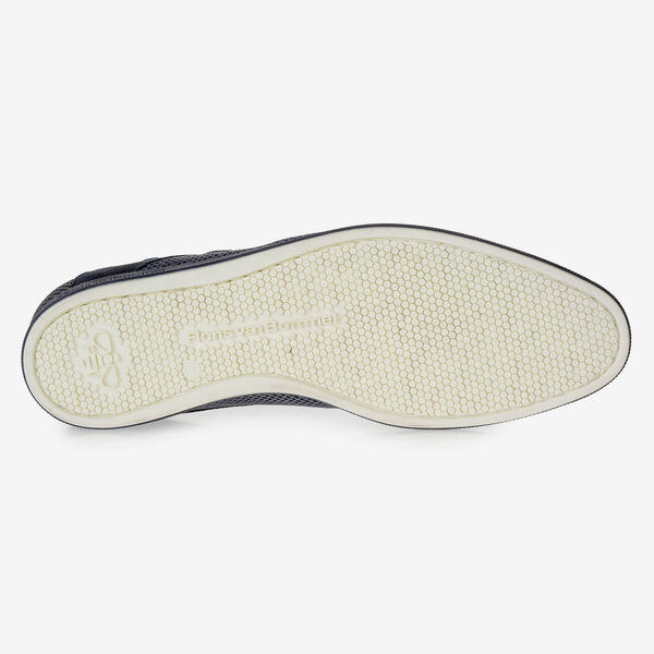 Donkerblauwe su&egrave;de gespschoen met print