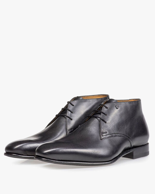 Kalfsleren veterschoen zwart