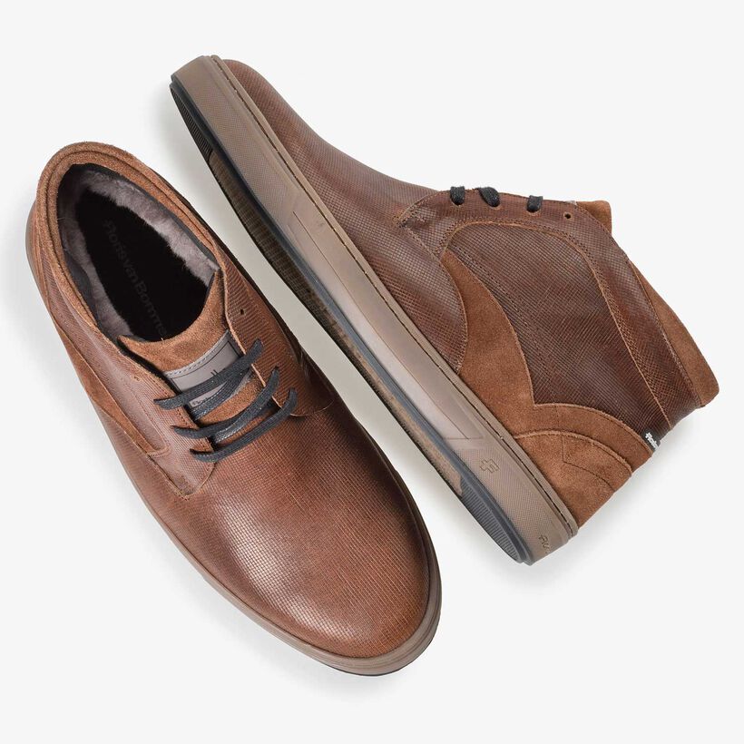 Mid-high, wool lined cognac-coloured lace shoe