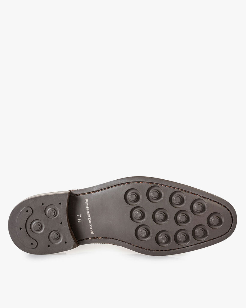 Brogue calf leather cognac