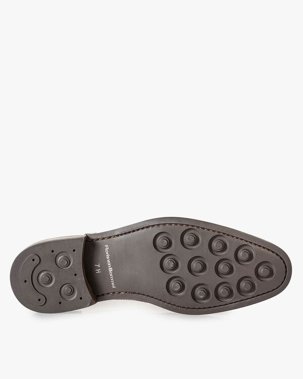 Brogue calf leather cognac