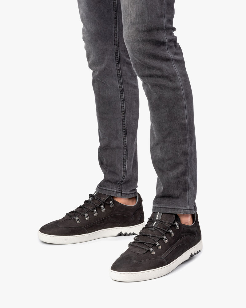 Sneaker nubuck black