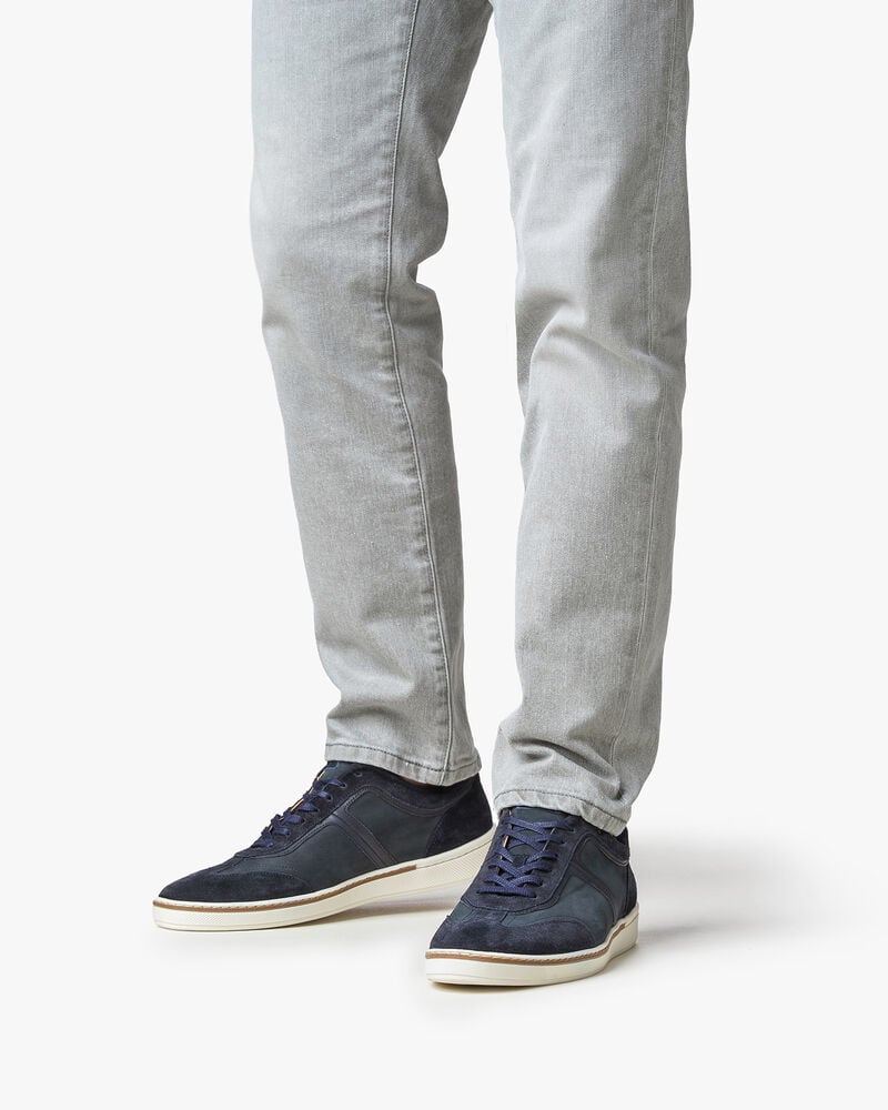 The product image is missing!