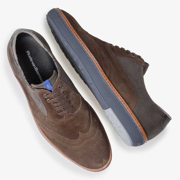 Brown calf’s suede leather brogue sneaker