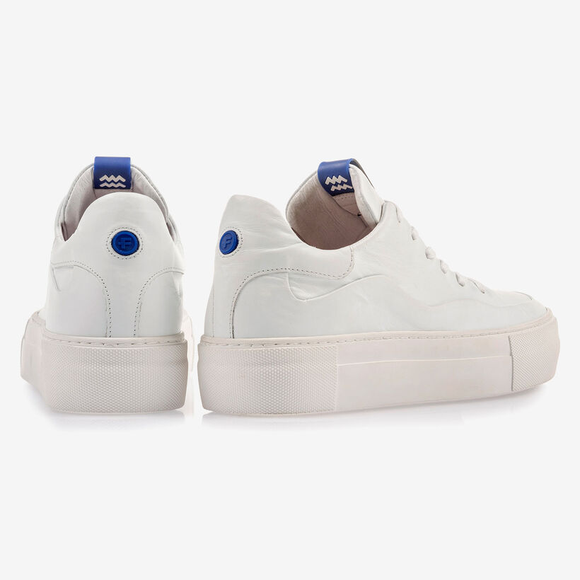 Witte kalfsleren sneaker