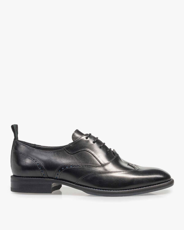 Black calf leather lace shoe