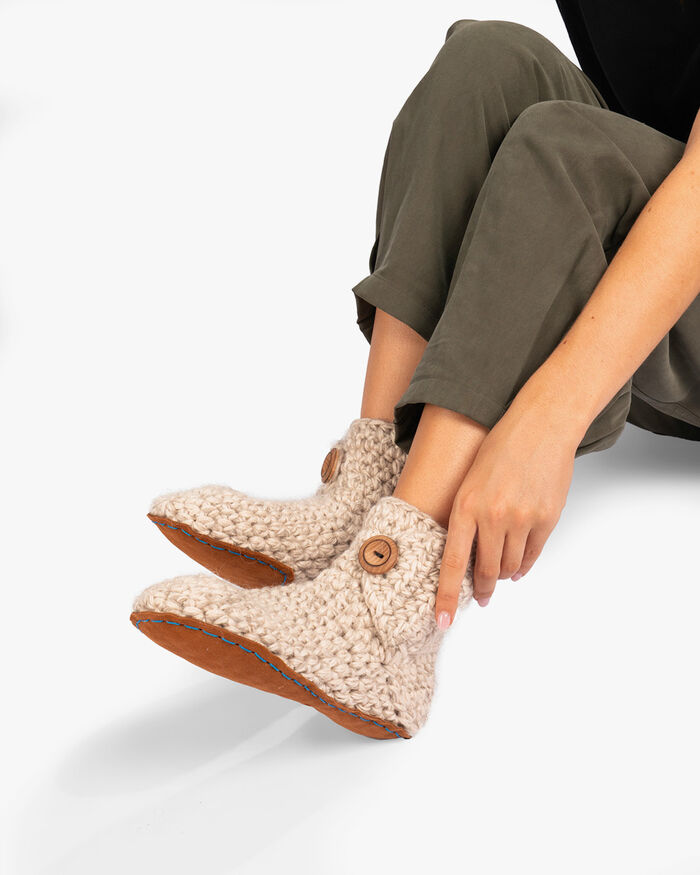 Kingdom Of Wow sloffen zand