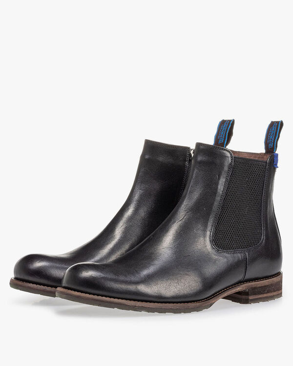 Lambskin lined Chelsea boot black