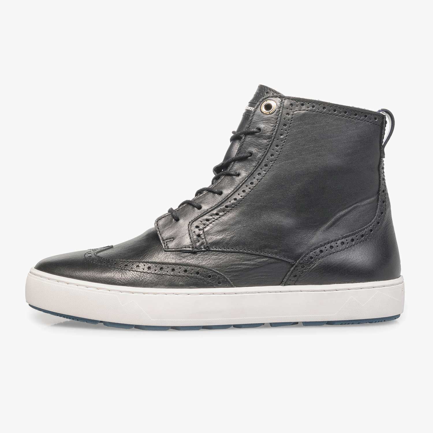 Zwarte cheap halfhoge sneakers
