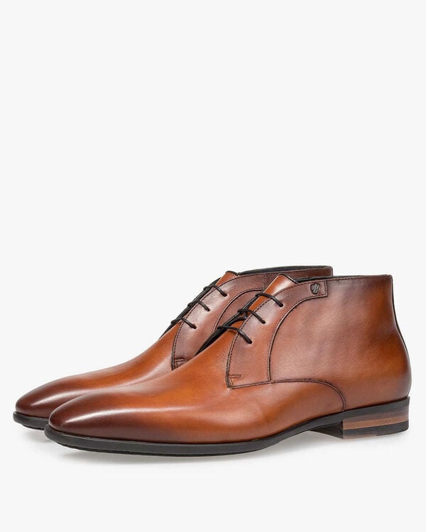 Kalfsleren veterschoen cognac