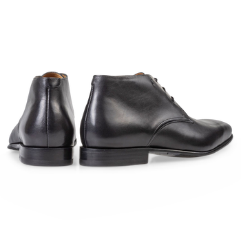 Kalfsleren veterschoen zwart