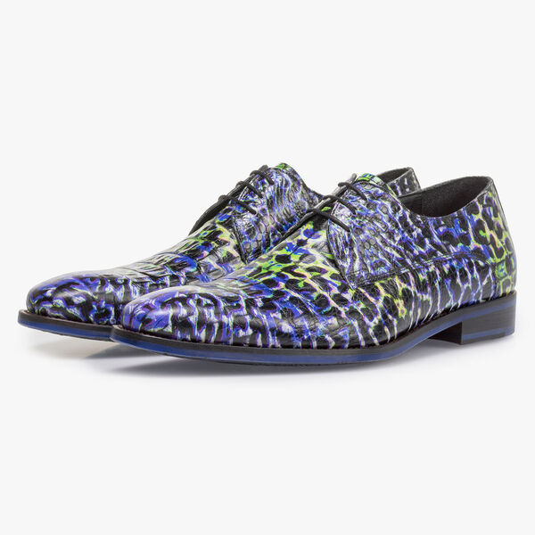 Premium blue lace shoe with a croco print