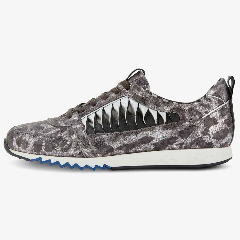 Floris van Bommel zilvergrijze leren luipaard dames sneaker