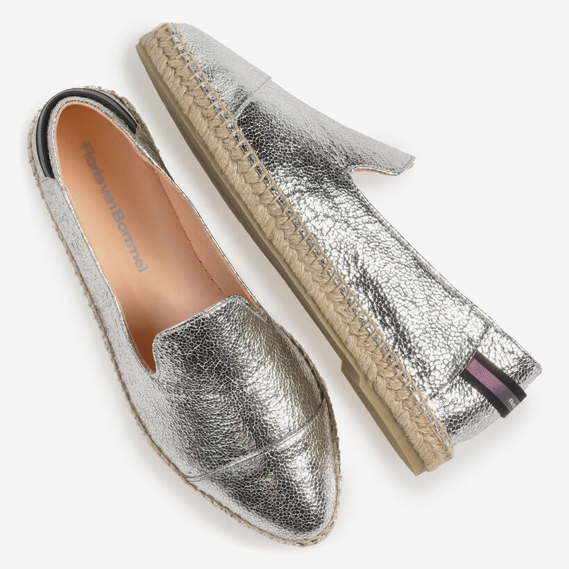 Silver leather espadrilles with metallic print