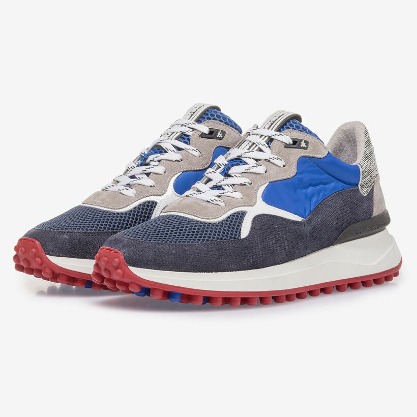 Dark blue suede leather sneaker with grey details