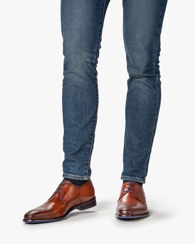 Lace shoe calf leather dark cognac