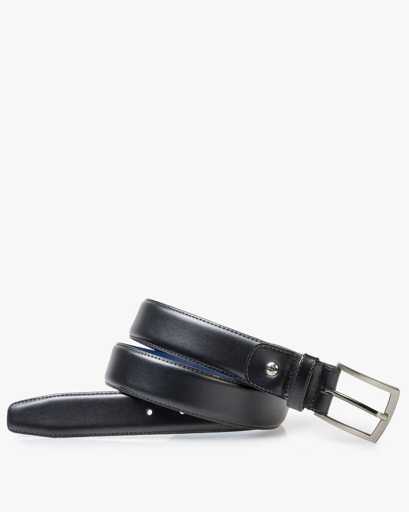 Belt calf leather black
