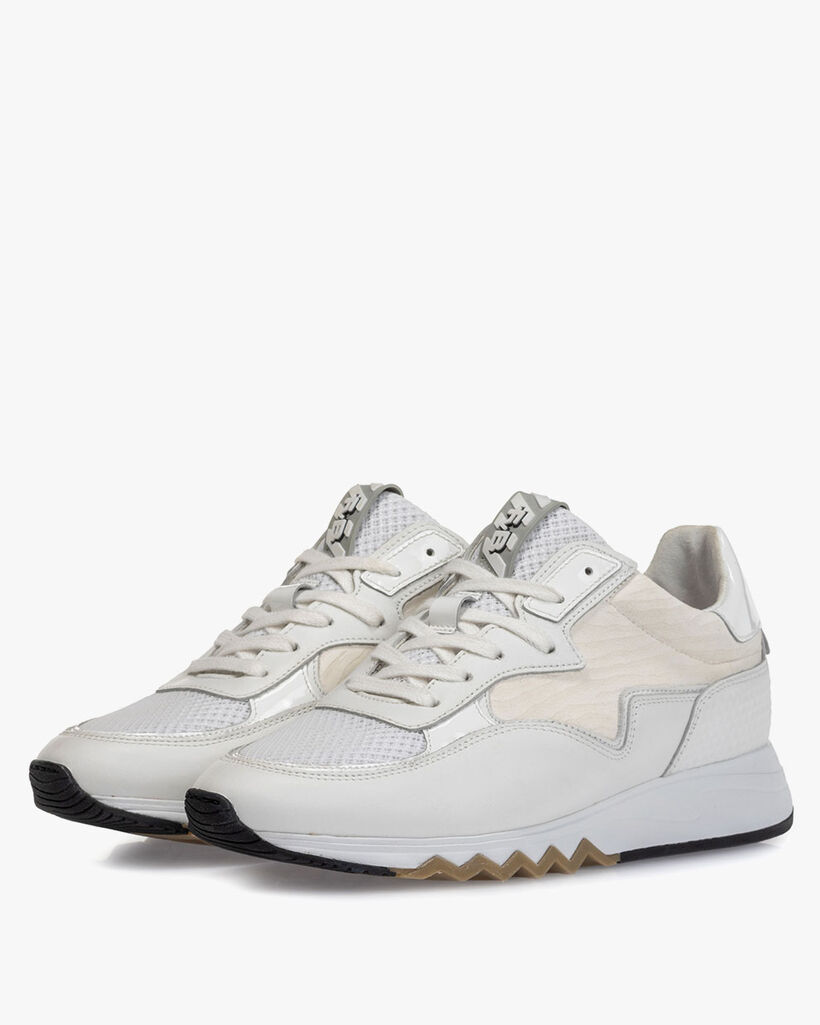 Nineti kalfsleer wit