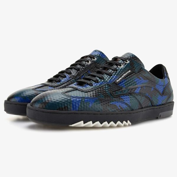 Floris van Bommel black leather men’s sneaker with snake print