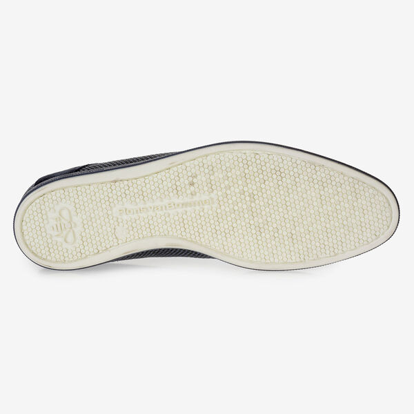 Blauwe su&egrave;de veterschoen met print