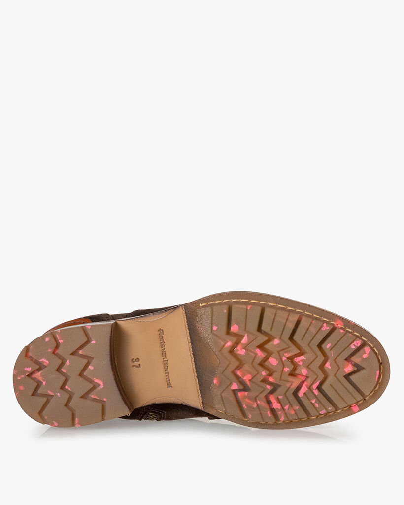 Lace boot suede dark brown