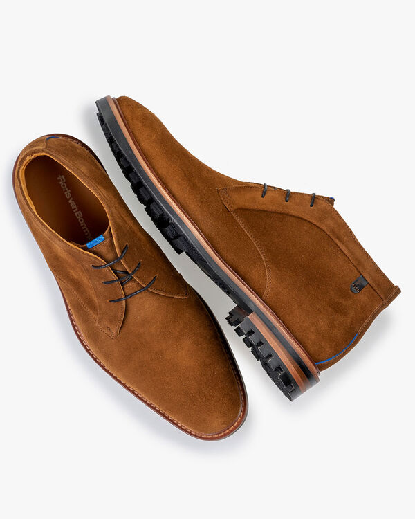 Lace boot suede cognac