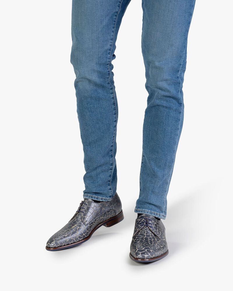 Veterschoen blauw metallic print