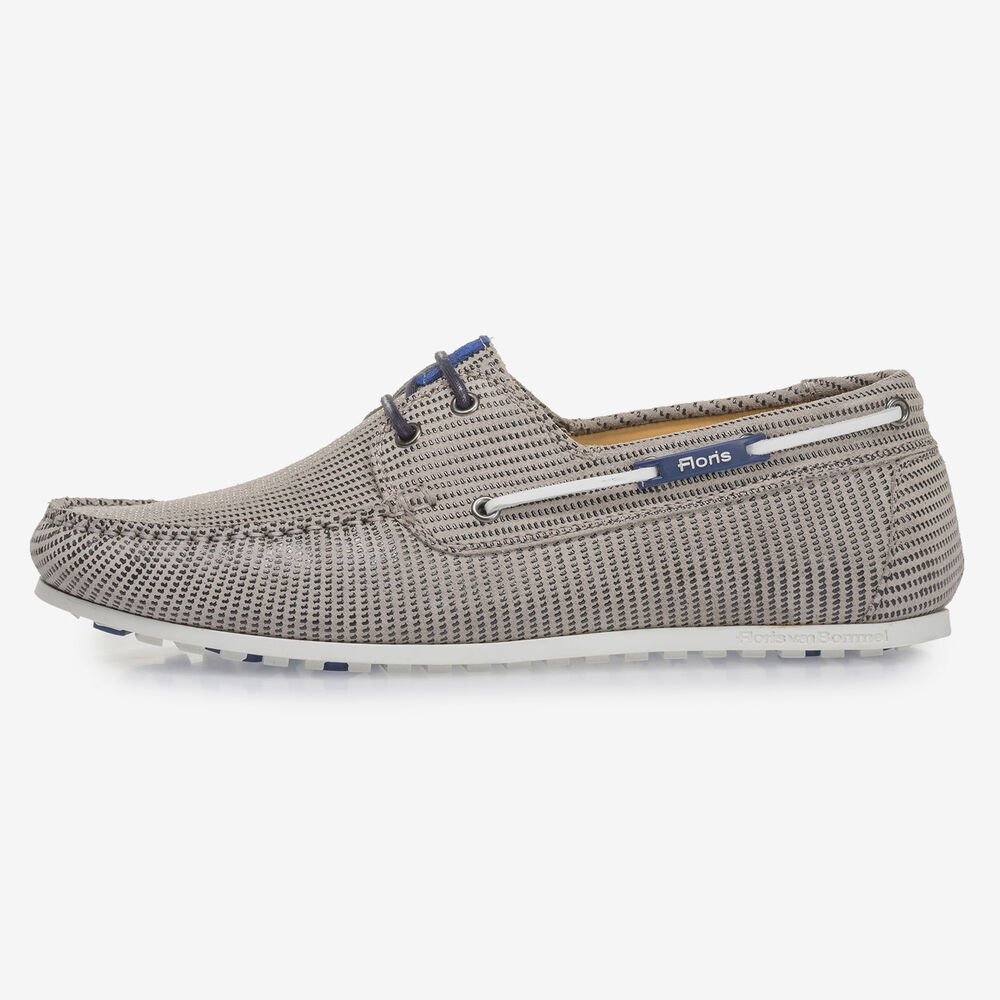 Sand-coloured suede leather boat shoe with print