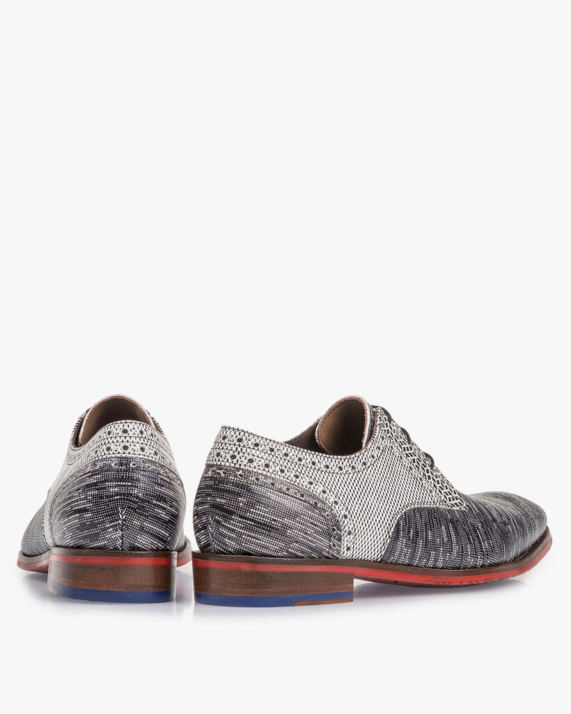 Veterschoen met lizardprint