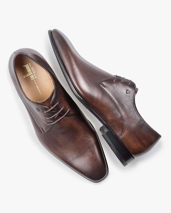 Donkerbruine kalfsleren veterschoen