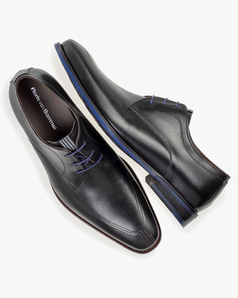 Lace shoe black calf leather