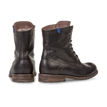Wolgevoerde veterboot zwart