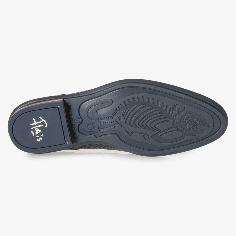 Zwarte leren veterschoen met snakeprint