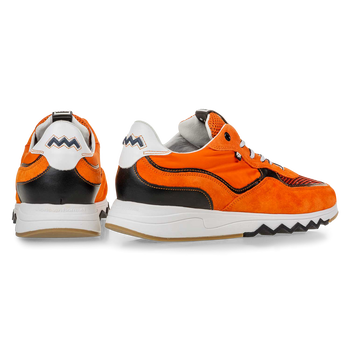 Nineti oranje su&egrave;de