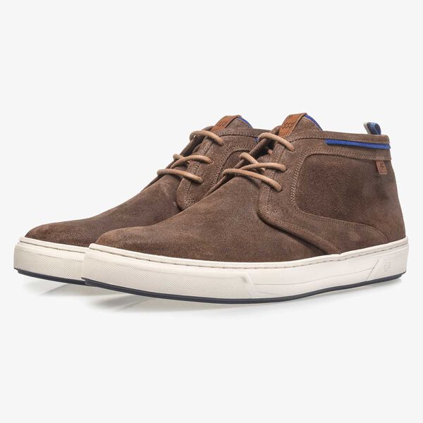 Taupe-coloured suede lace boot
