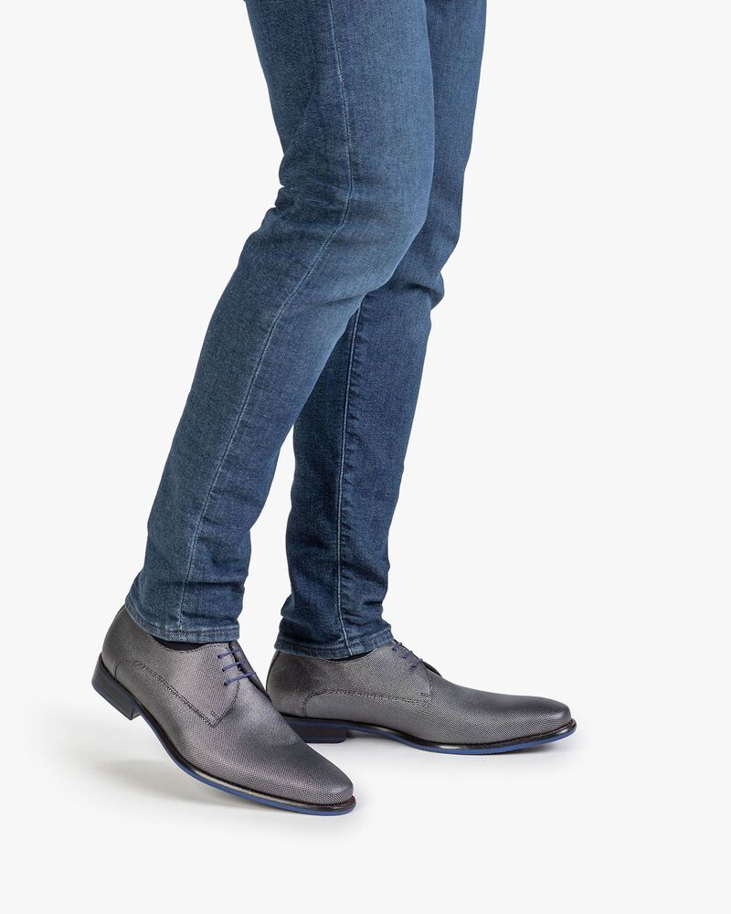 Veterschoen metallic print grijs