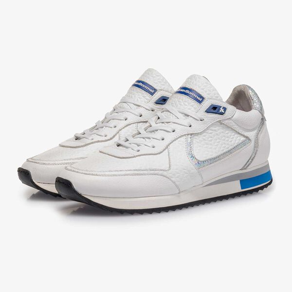 White structured leather sneaker