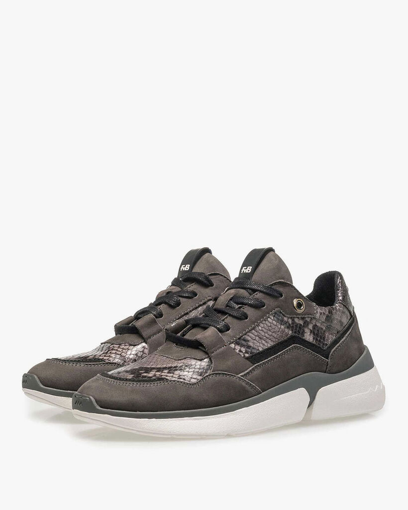 Donkergrijze su&egrave;de sneaker met snakeprint
