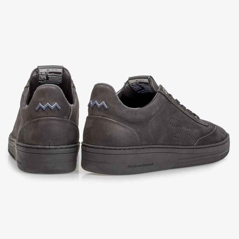 Zwarte nubuckleren sneaker met print