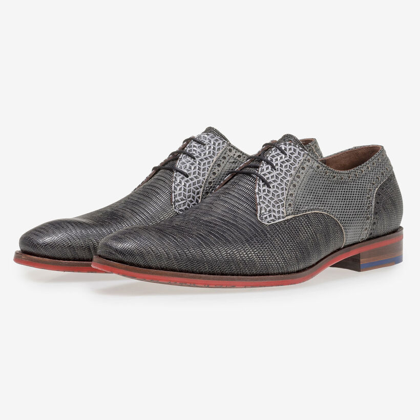 Grijze leren veterschoen met lizardprint