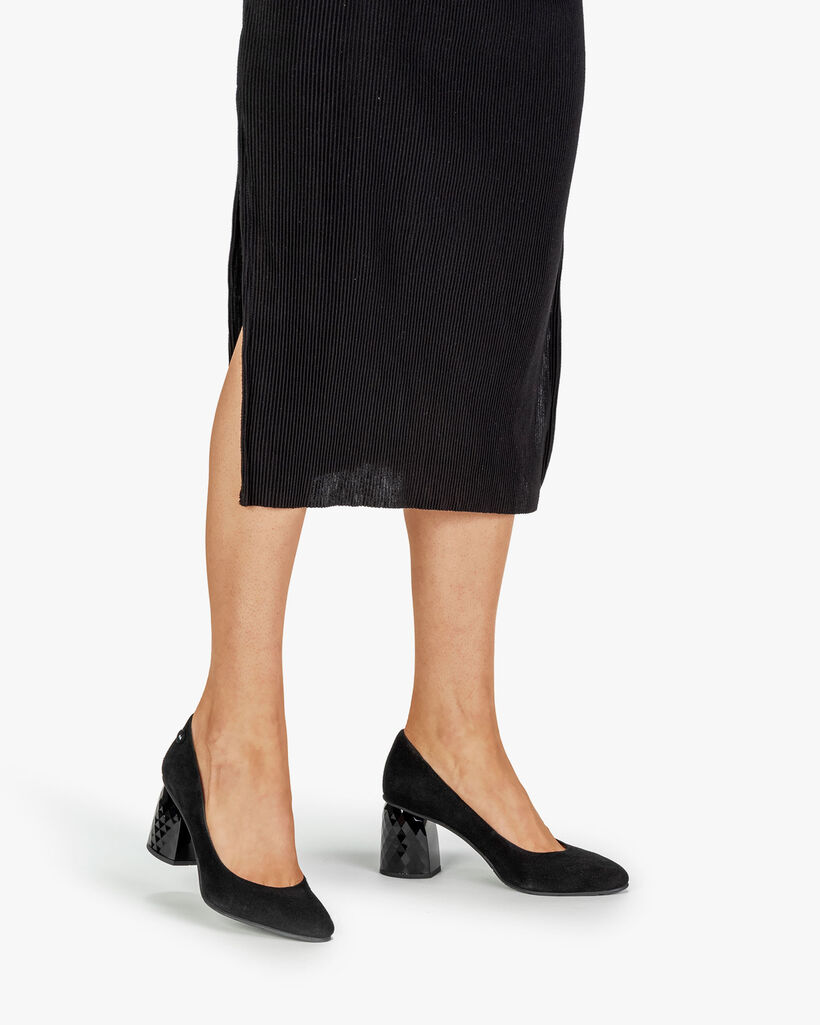 Pumps su&egrave;de zwart