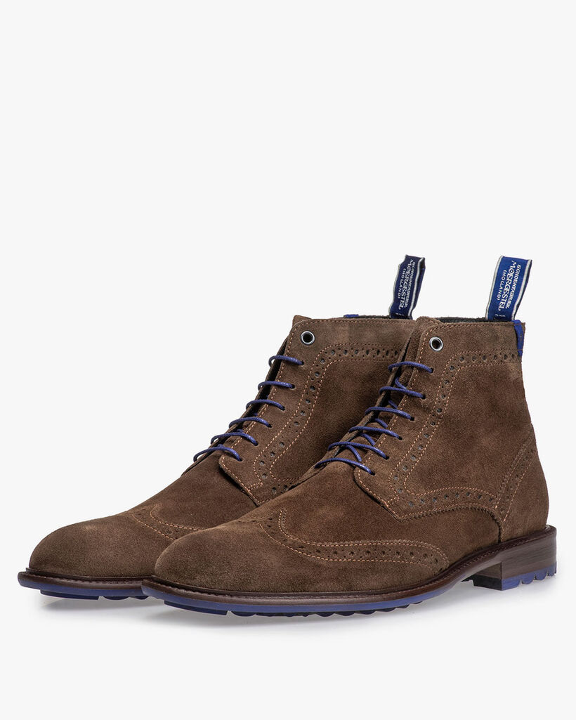 Dark taupe-coloured/brown suede lace boot