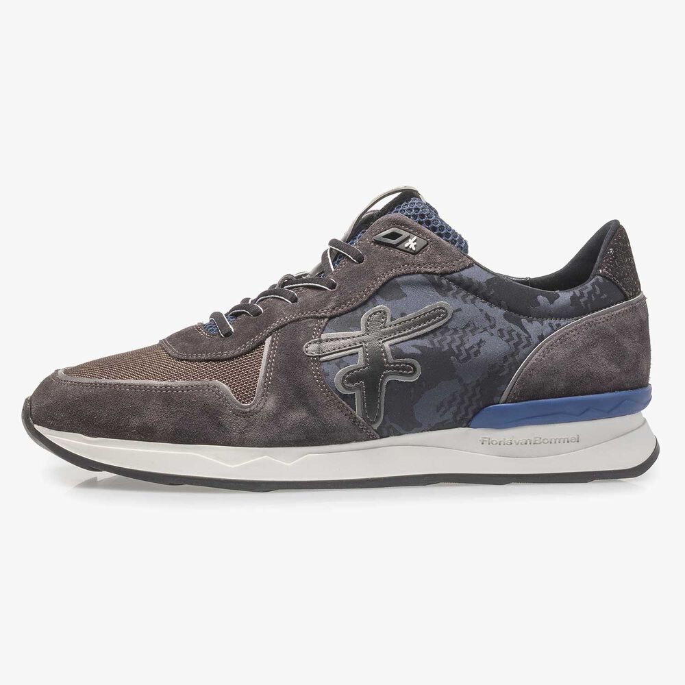 Donkergrijze su&egrave;de sneaker met print
