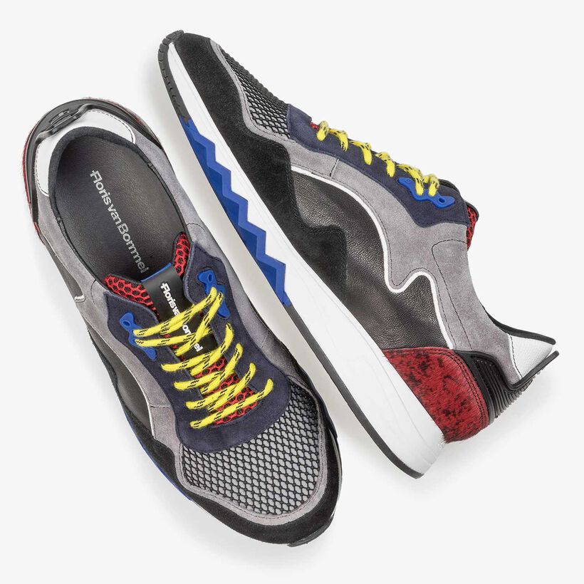 Su&egrave;de sneaker zwart/rood